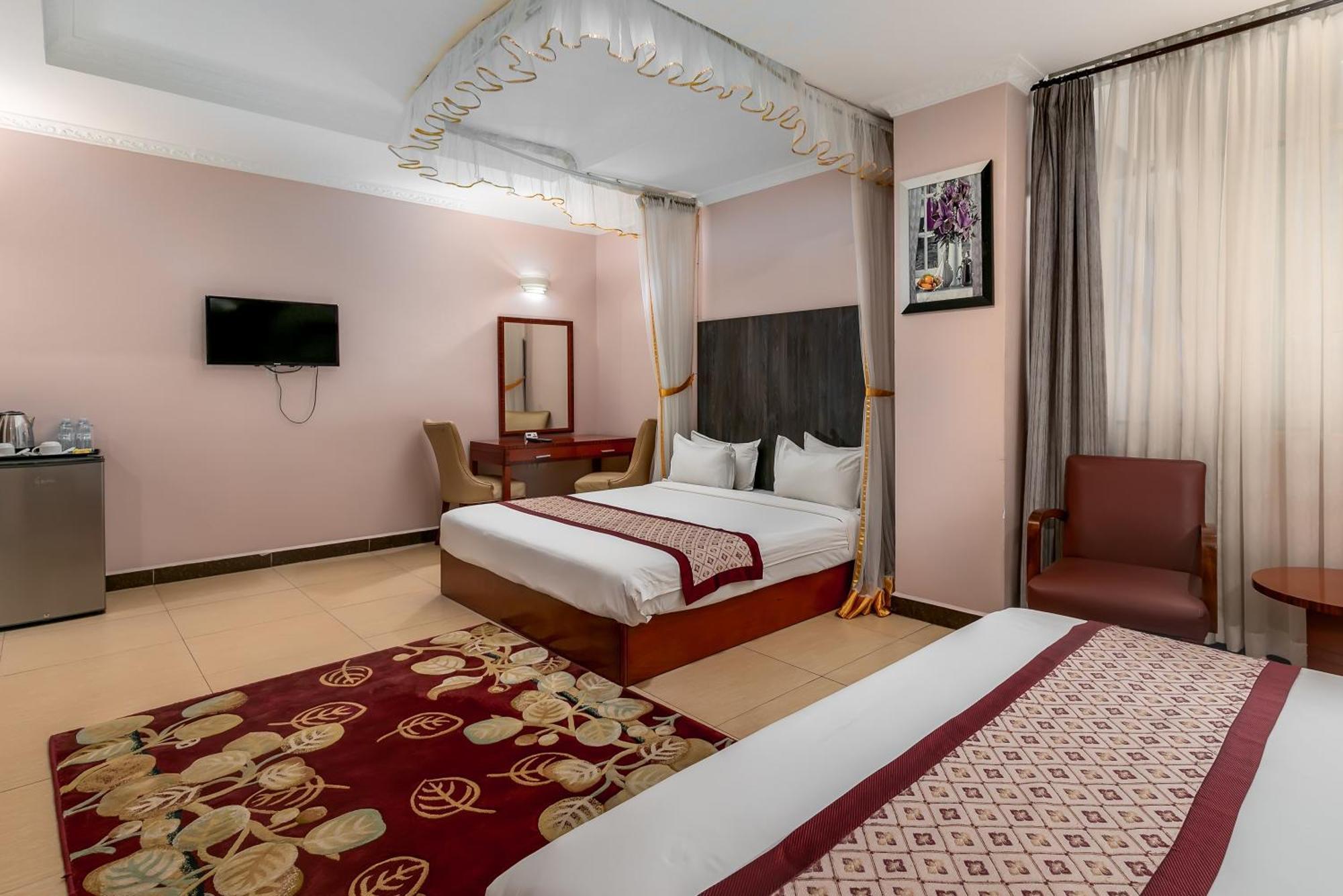 Russell Hotel كامبالا المظهر الخارجي الصورة