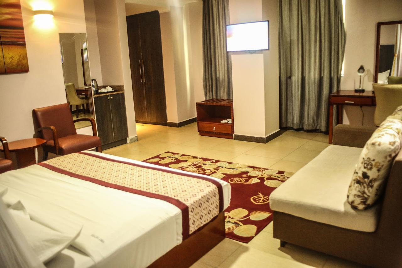 Russell Hotel كامبالا المظهر الخارجي الصورة