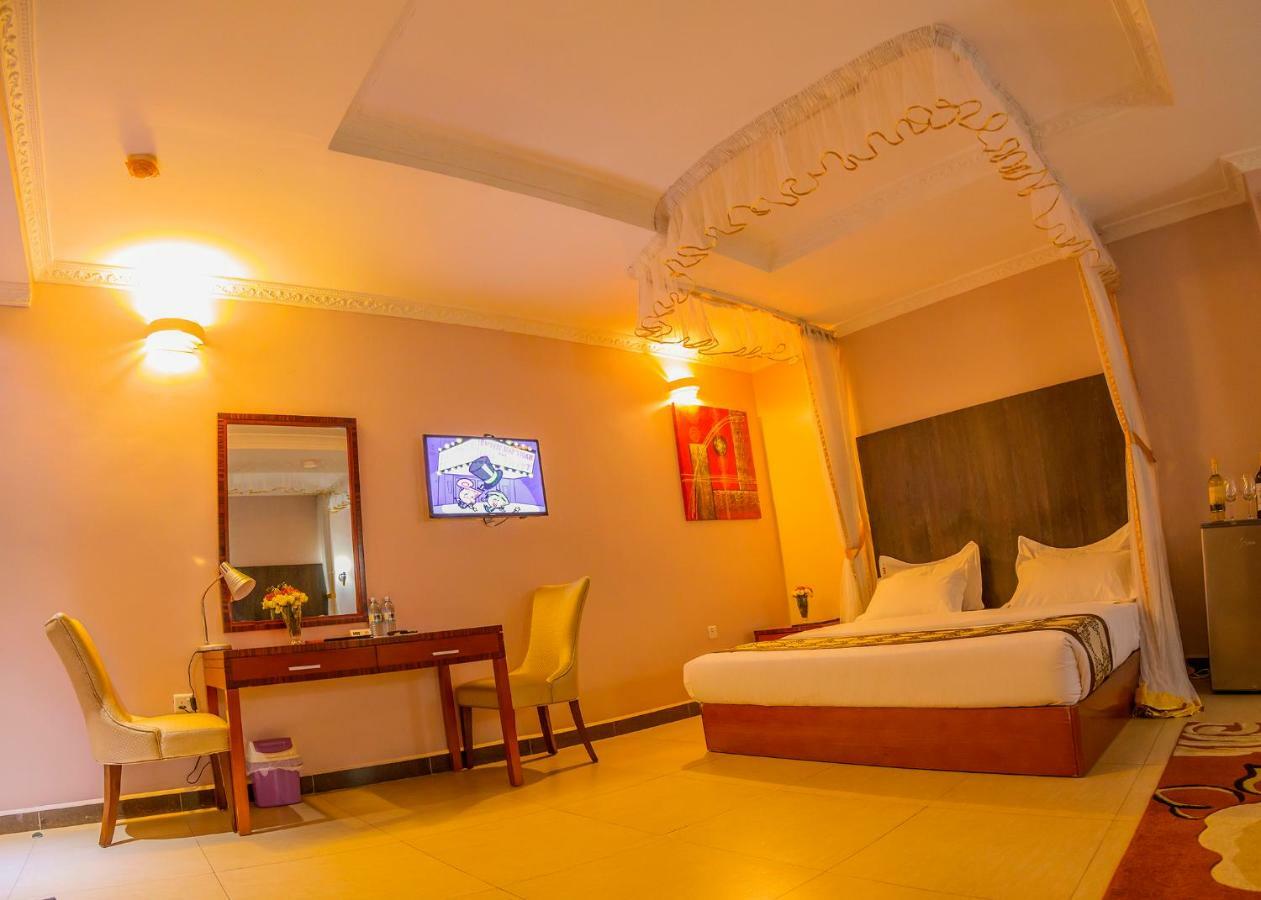 Russell Hotel كامبالا المظهر الخارجي الصورة